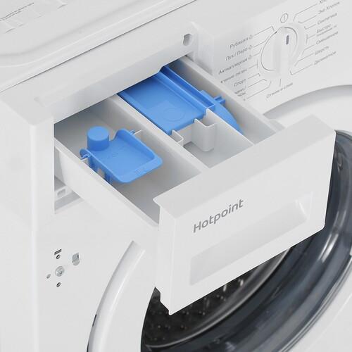 Встраиваемая стиральная машина Hotpoint BI WMHD 8482 V